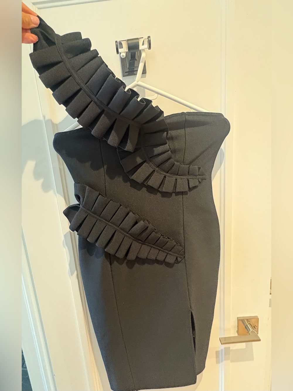 Black One-Shoulder Ruffle Bodycon Dress
